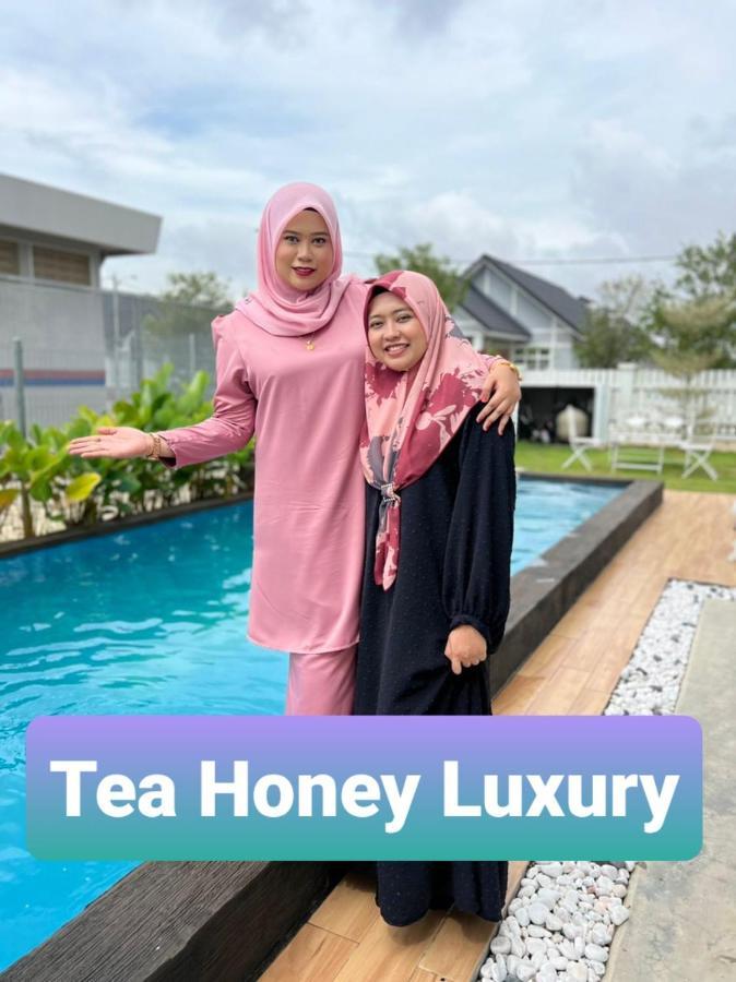 Tea Honey Luxury Villa Malacca Esterno foto